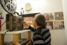 Analoger Filmprojektor im Einsatz